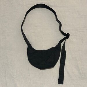 BAGGU Original Rare Mini Nylon Crescent Bag